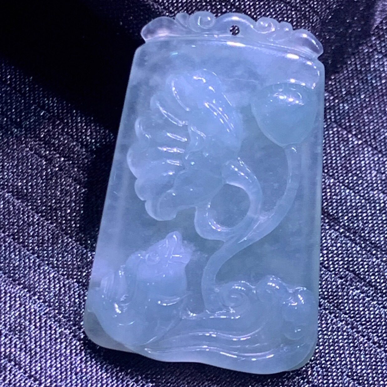 缅甸翡翠A货，冰种蓝水荷叶鱼牌子，吊坠