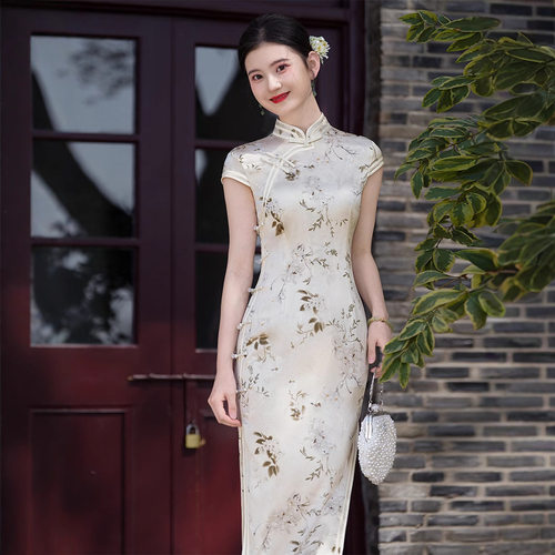 高端真丝印花长款旗袍礼服送考