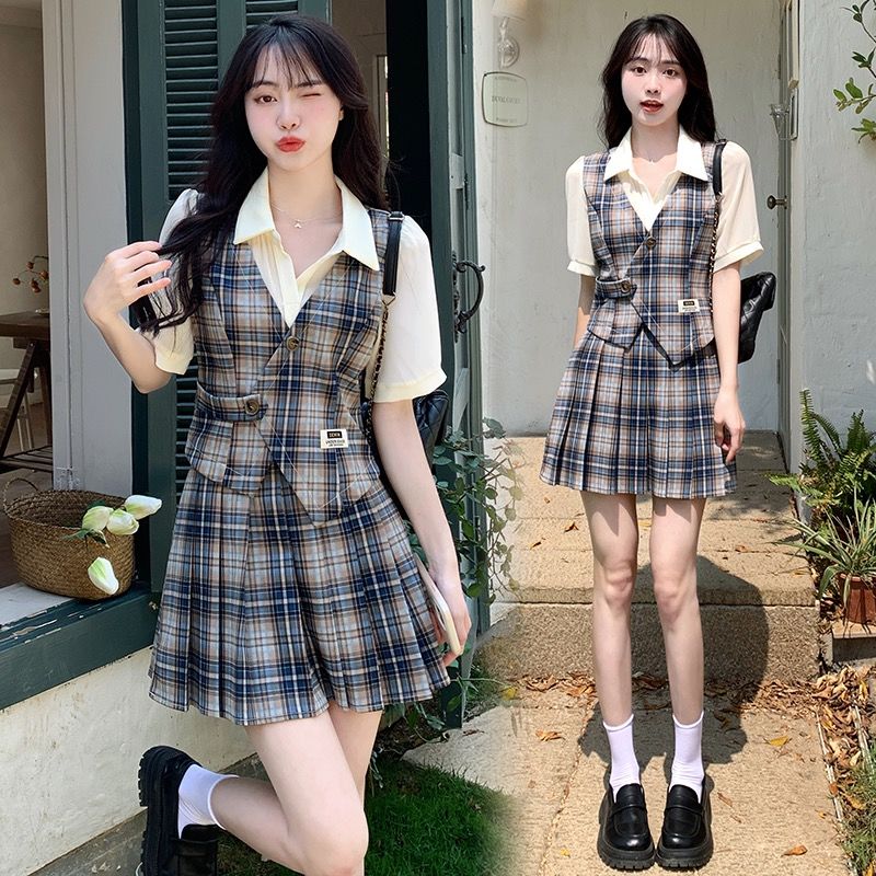 大码微胖减龄学院风裙子套装显瘦遮肉格子百褶裙气质两件套夏装女