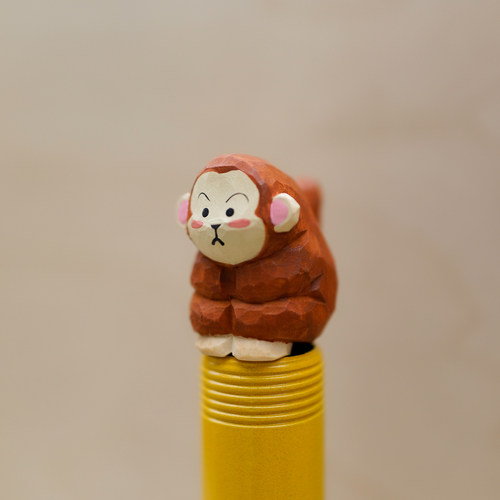 木雕可爱小猴子书架新车礼物