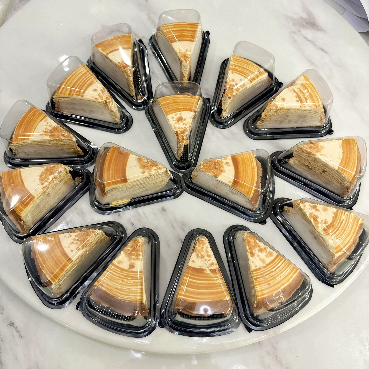 山姆焦糖饼干千层蛋糕分装盒芋泥榴莲提拉米苏糕点打包盒子三角形