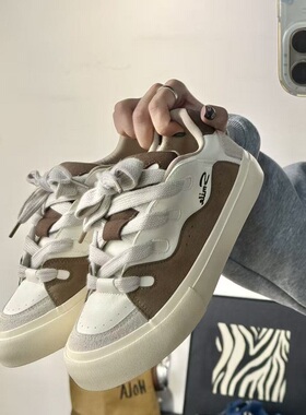 小众原创男鞋高颜值美式复古面包鞋百搭厚底潮流板鞋男时尚休闲鞋