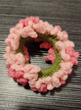 手工钩织樱花发圈 渐变粉泡芙针大肠发圈 春日温柔少女心毛线头绳