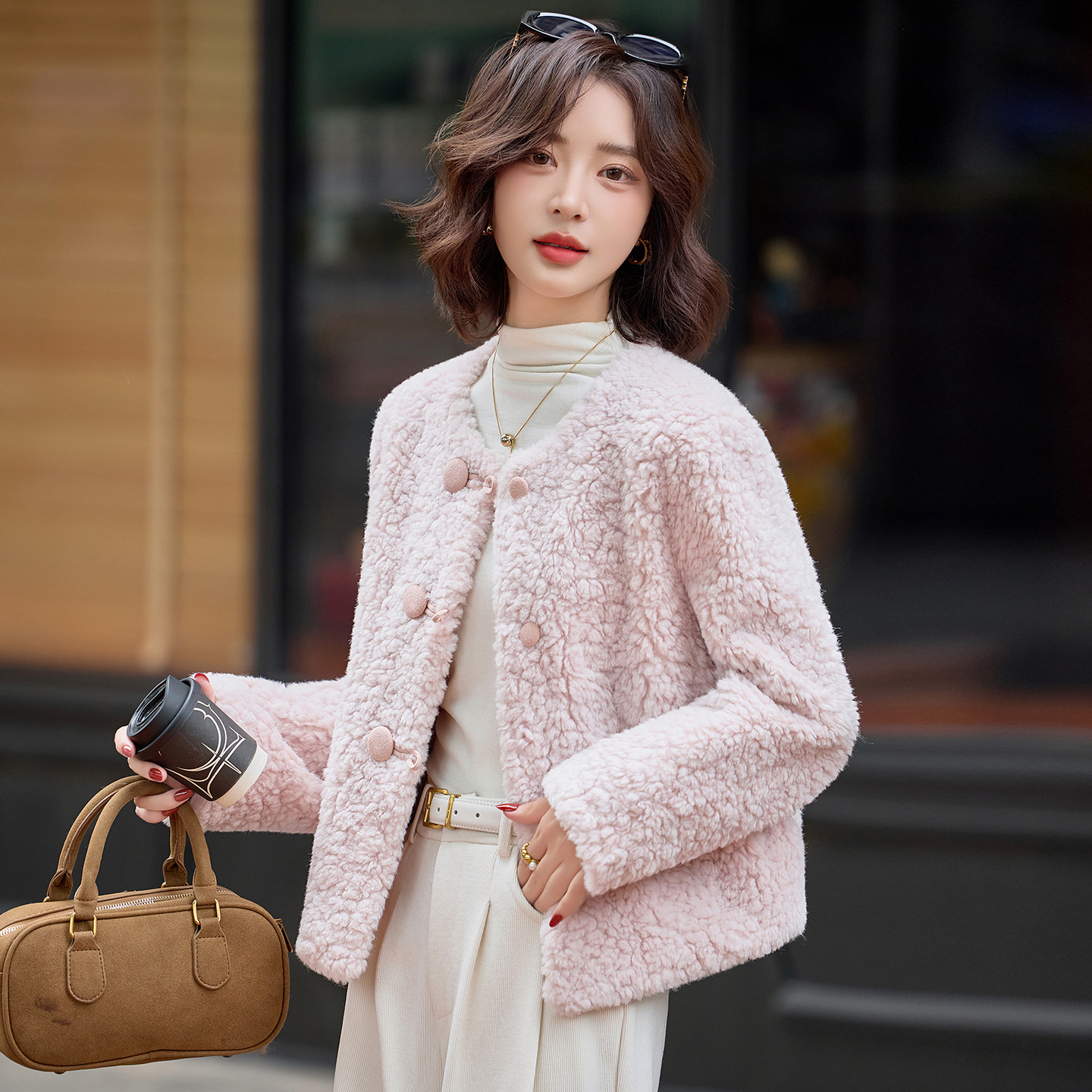 2025秋冬新款外穿抗风保暖小香颗粒绒短外套一体羊羔毛外套BL2517