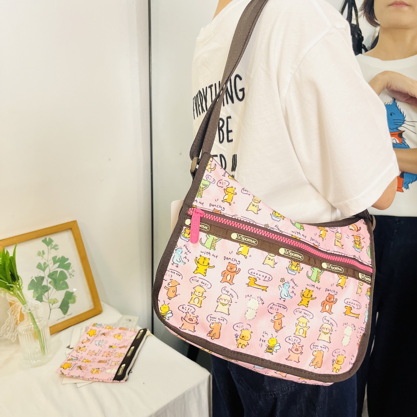 高密度防水单肩斜挎包hellokitty,箱包皮具/热销女包/男包,时尚帆布包,淘宝优惠券,粉丝福利购,淘宝优惠卷