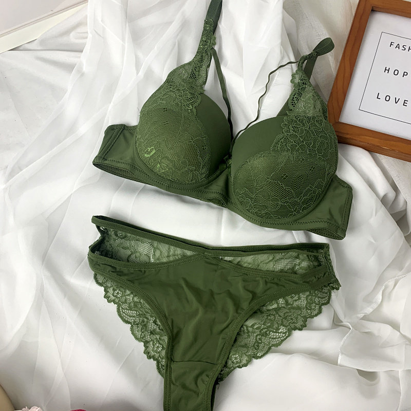大码薄款有钢圈女透气胸罩蕾丝性感聚拢调整型95C90B乳罩文胸套装