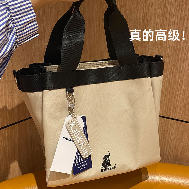 商场原价小贵舒适超轻男女背包
