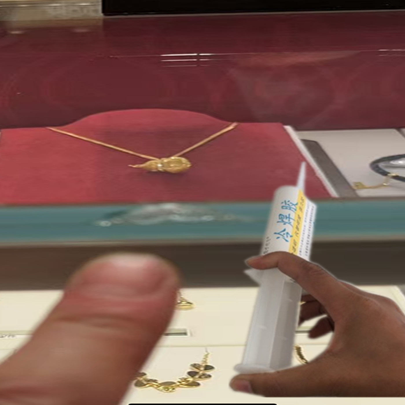 玻璃柜台展柜崩边专用修复胶水小