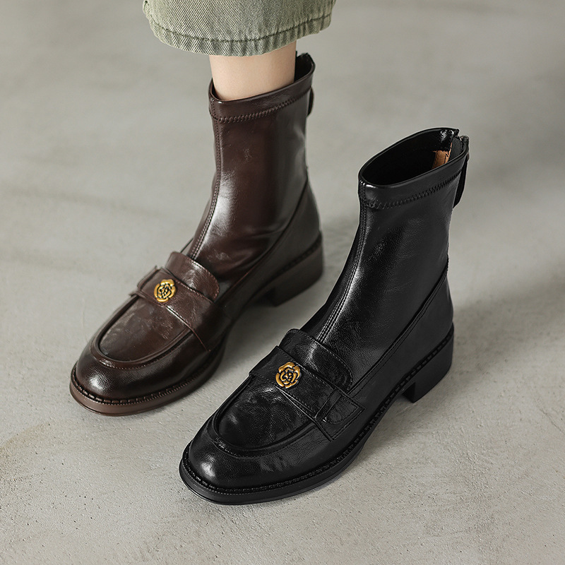 配大衣裙子超美山茶花瘦瘦靴2025冬粗中跟圆头羊皮弹力包腿短靴女