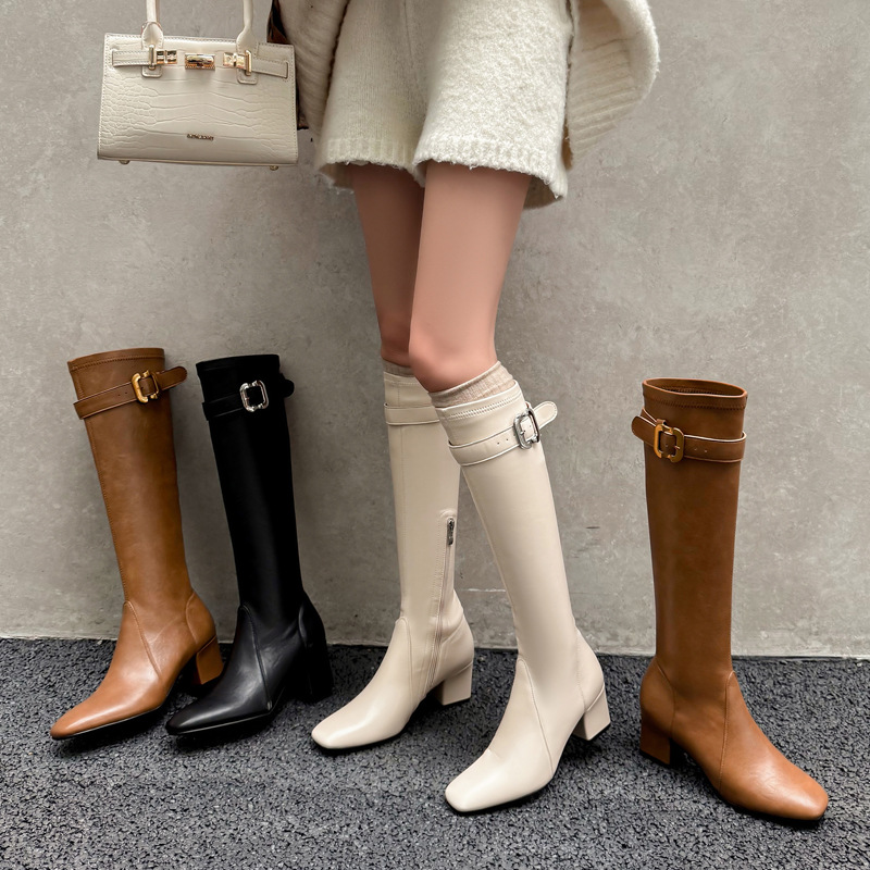 长腿女神范粗高跟骑士2025冬粗跟方头皮带扣弹力小筒围高筒长靴女