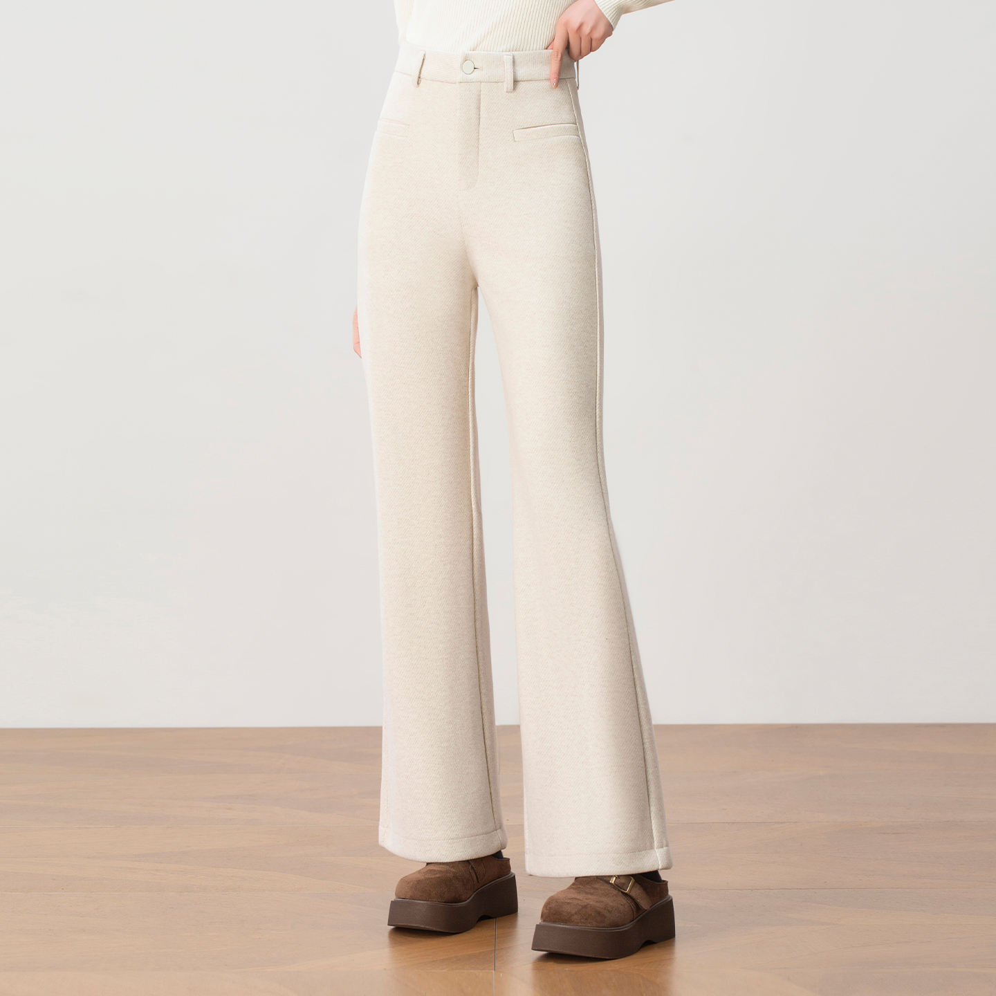 醋酸羊毛呢微喇裤女冬季2025新款小个子高腰显瘦喇叭裤窄版长裤厚