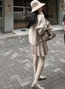 低调高级感| 莫兰迪张元英晚晚同款燕麦烟灰色温柔平板显瘦打底袜