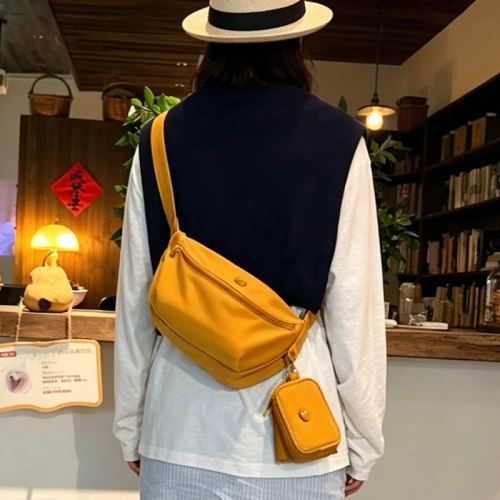 新品多功能斜挎包女轻便休闲后背包骑行健身胸包多层手机包出游包