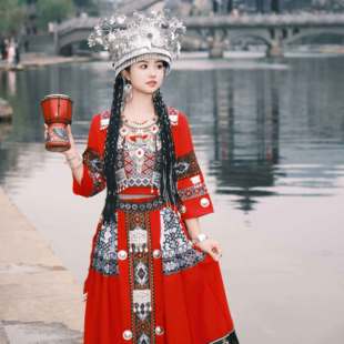 2025新款苗族套装女少数民族服饰苗疆古风民族风凤凰旅拍网红