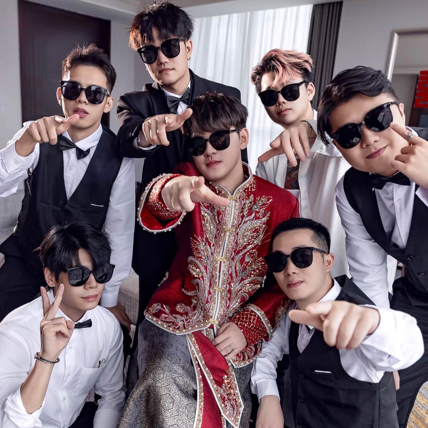 结婚新郎接亲眼镜伴郎团墨镜伴娘迎亲搞怪晨拍堵门拍照道具大合集,节庆用品/礼品,堵门/游戏道具,淘宝优惠券,粉丝福利购,淘宝优惠卷