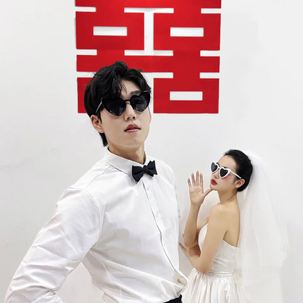 婚礼接亲伴郎墨镜结婚领证道具伴娘团ins派对爱心眼镜晨袍拍照