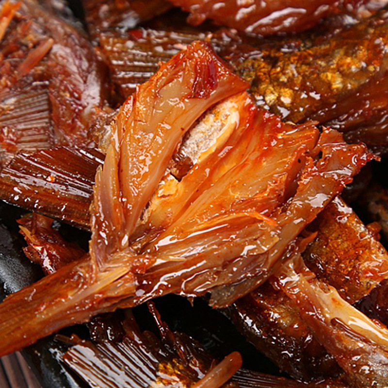 【7月产】洞庭哥26g鱼尾鱼排湖南特产即食鱼干香辣鱼仔零食批发
