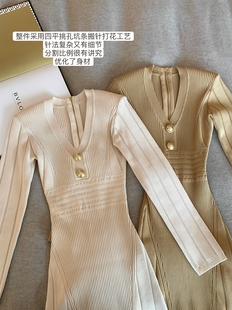 咖棕两色都很欲 裸米 曲线感针织裙 单穿美绝