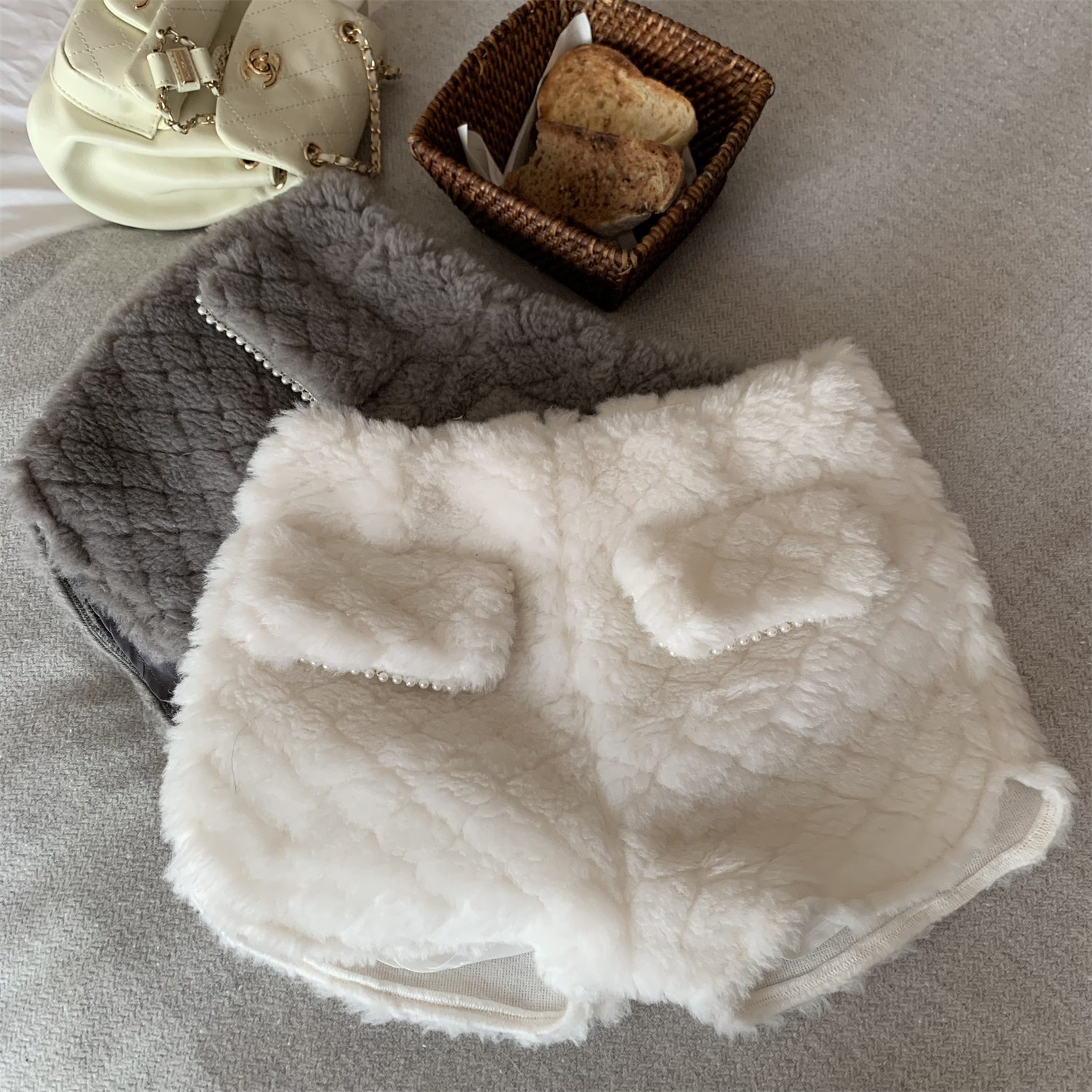 澳毛毛绒Q型短裤加厚打底秋冬