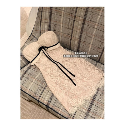 设计感修身显瘦含胸垫连衣裙