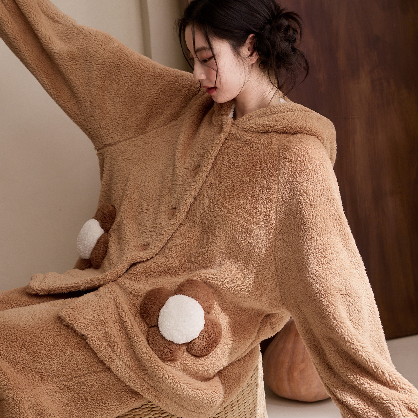 珊瑚绒睡衣女士冬季加厚加绒连帽甜美可外穿保暖家居服秋冬款套装