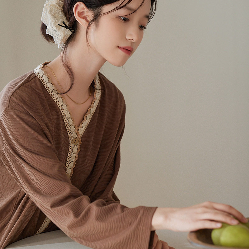 春秋睡衣女款莫代尔棉长袖长裤时尚复古蕾丝时尚家居服套装