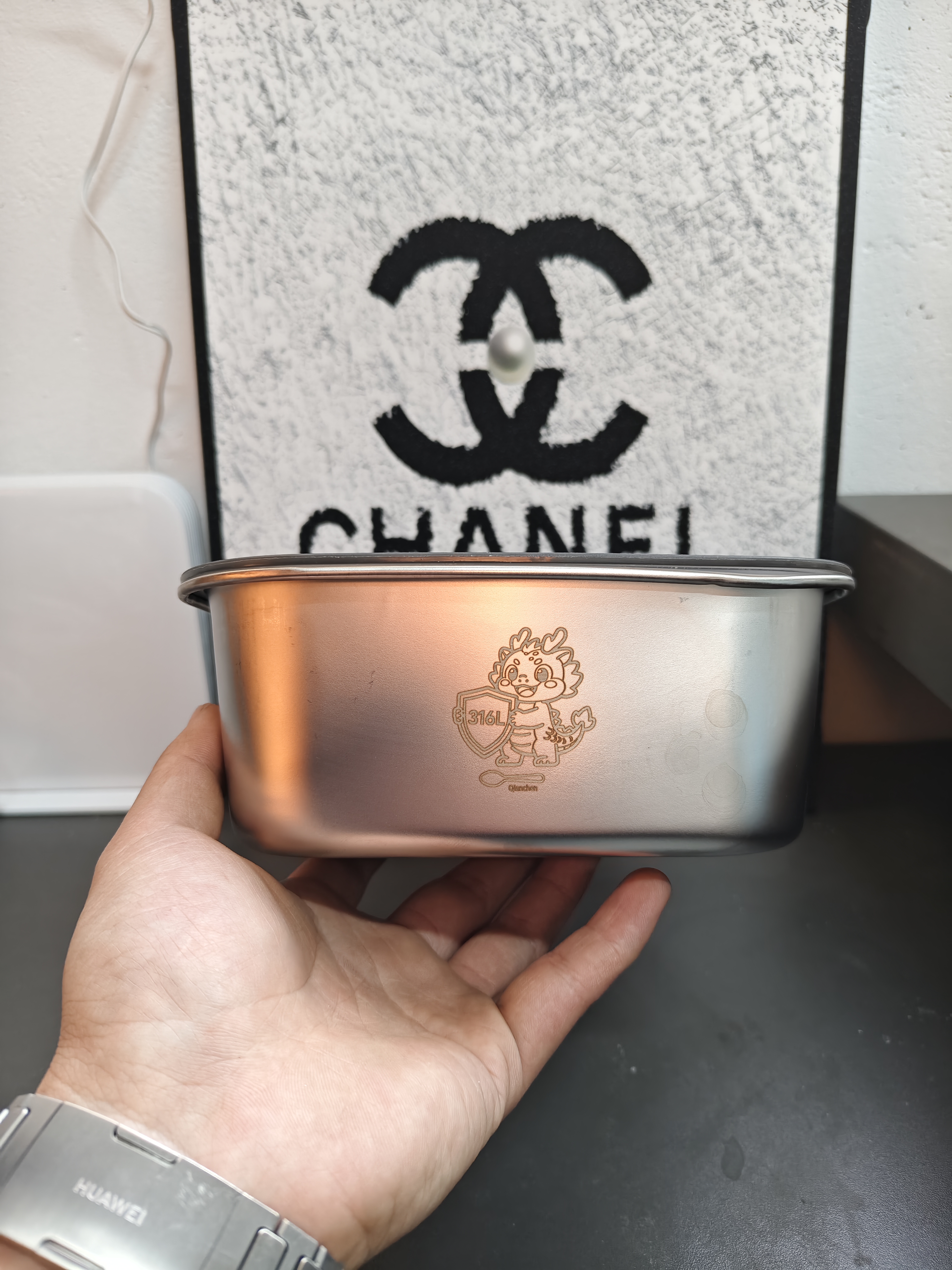 A68-微瑕出口外贸加厚316不锈钢电解密封保鲜盒直径18厘米1个