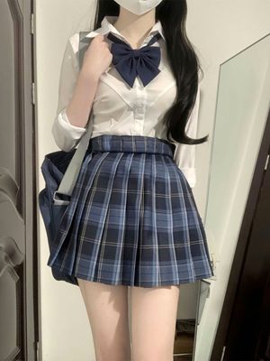 胖MM200斤特大码收腰衬衫辣妹长袖衬衣修身jk制服上衣短格裙套装
