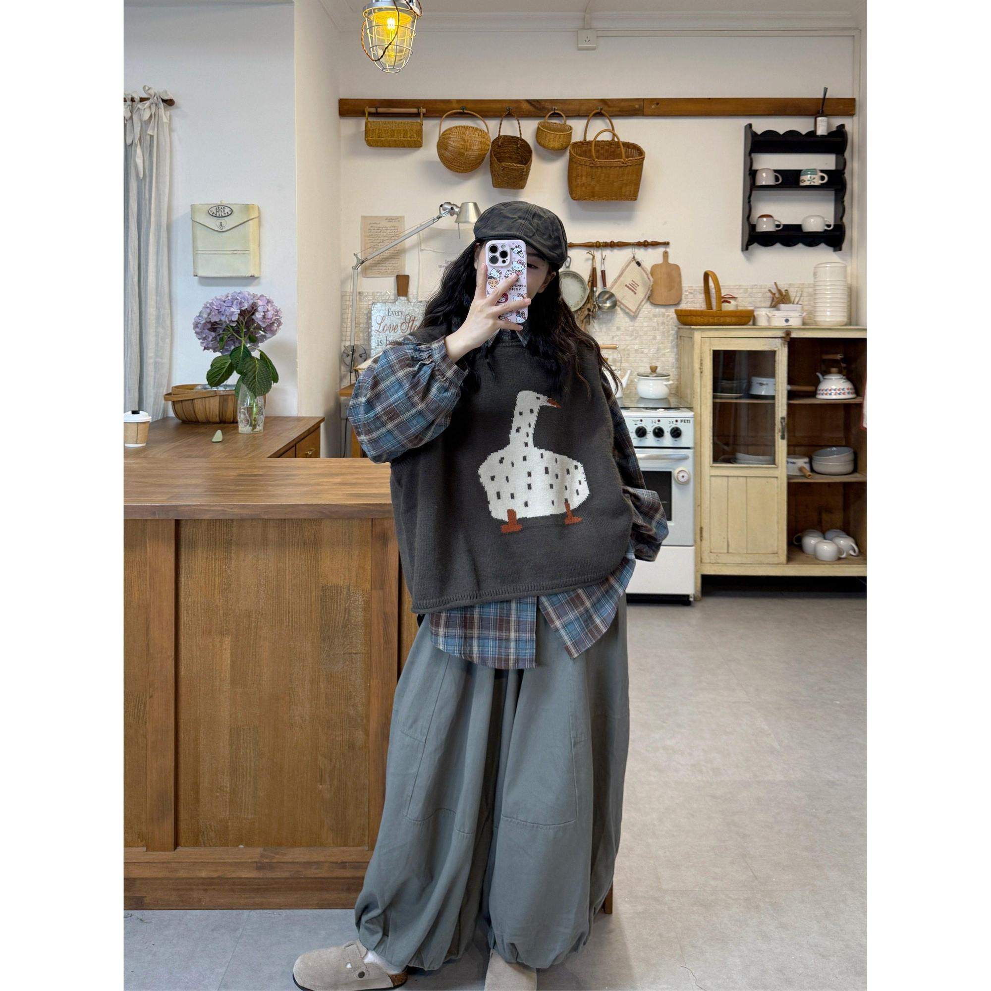 胖MM大码女装设计感印花背心百搭无袖日系套装女卡通提花针织马甲,女装/女士精品,时尚套装,淘宝优惠券,粉丝福利购,淘宝优惠卷