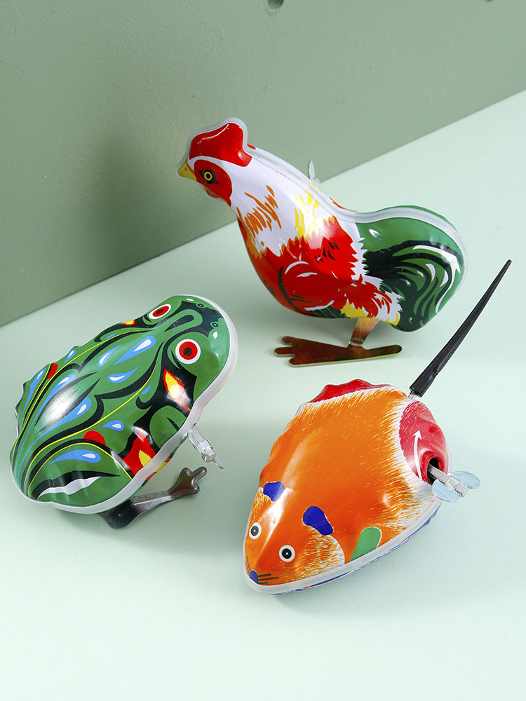 개구리 장난감 봄 작은 개구리 점프 점프 개구리 철 권선 체인 작은 동물 시뮬레이션 어린이 장난감을 튀는
