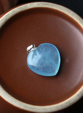 天然海蓝宝吊坠桃心纯银扣女生