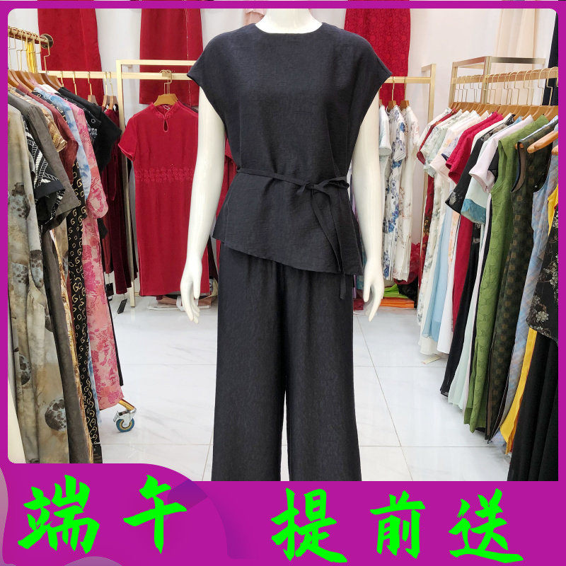 飞子F8853 高档莱赛尔短袖套裤女夏季新款韩版洋气妈妈两件套装