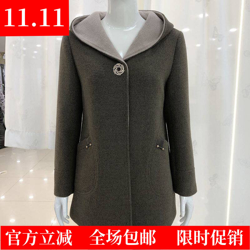 泓盛泰F26-22 中老年人连帽外套女2026冬新款妈妈羊毛呢大衣中长