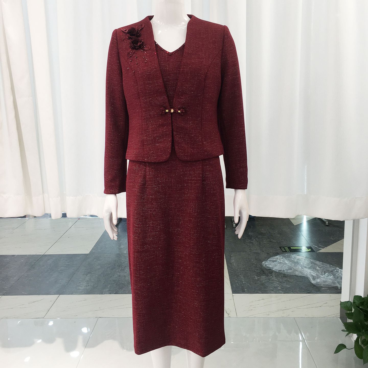 玖牧26B027 高档喜婆婆礼服订婚宴套裙秋季新款妈妈敬酒服连衣裙