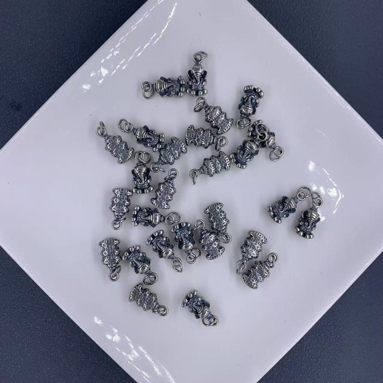 DIY精工三七老银吉象吊坠配件手工编绳文玩佛珠手串项链串珠配饰,饰品/流行首饰/时尚饰品新,手饰/手串,淘宝优惠券,粉丝福利购,淘宝优惠卷