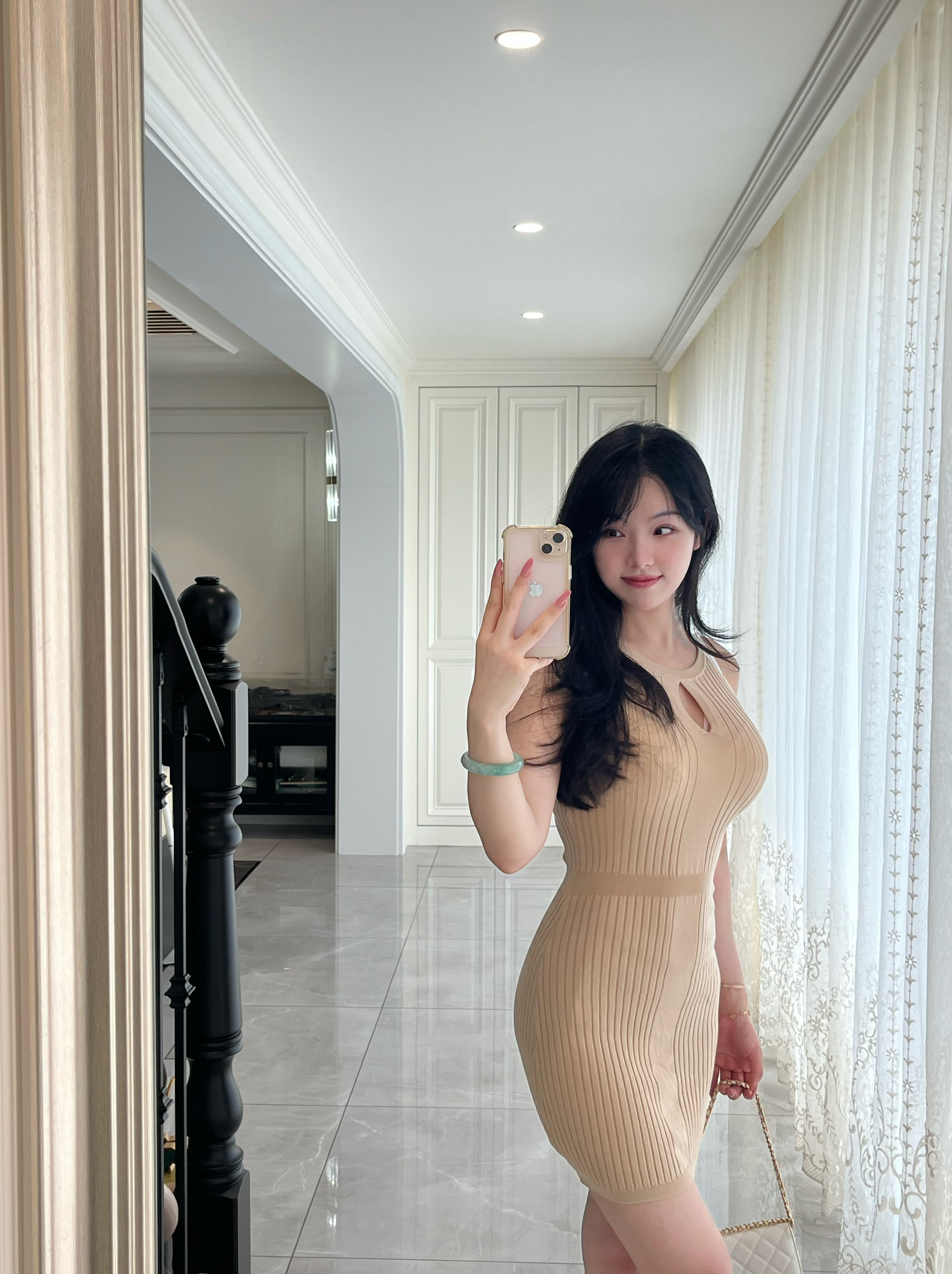 曲线杀 莱赛尔天丝针织无袖挂脖连衣裙