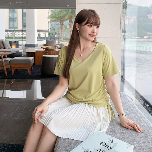 小波家2026夏季胖m纯欲辣妹不规则设计褶皱收腰显瘦短袖