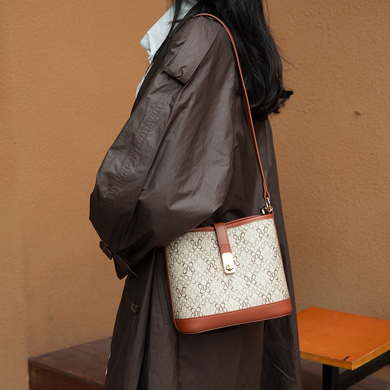 欧米OMI经典复古水桶包时尚百搭老花高级感女士单肩斜挎包手提包