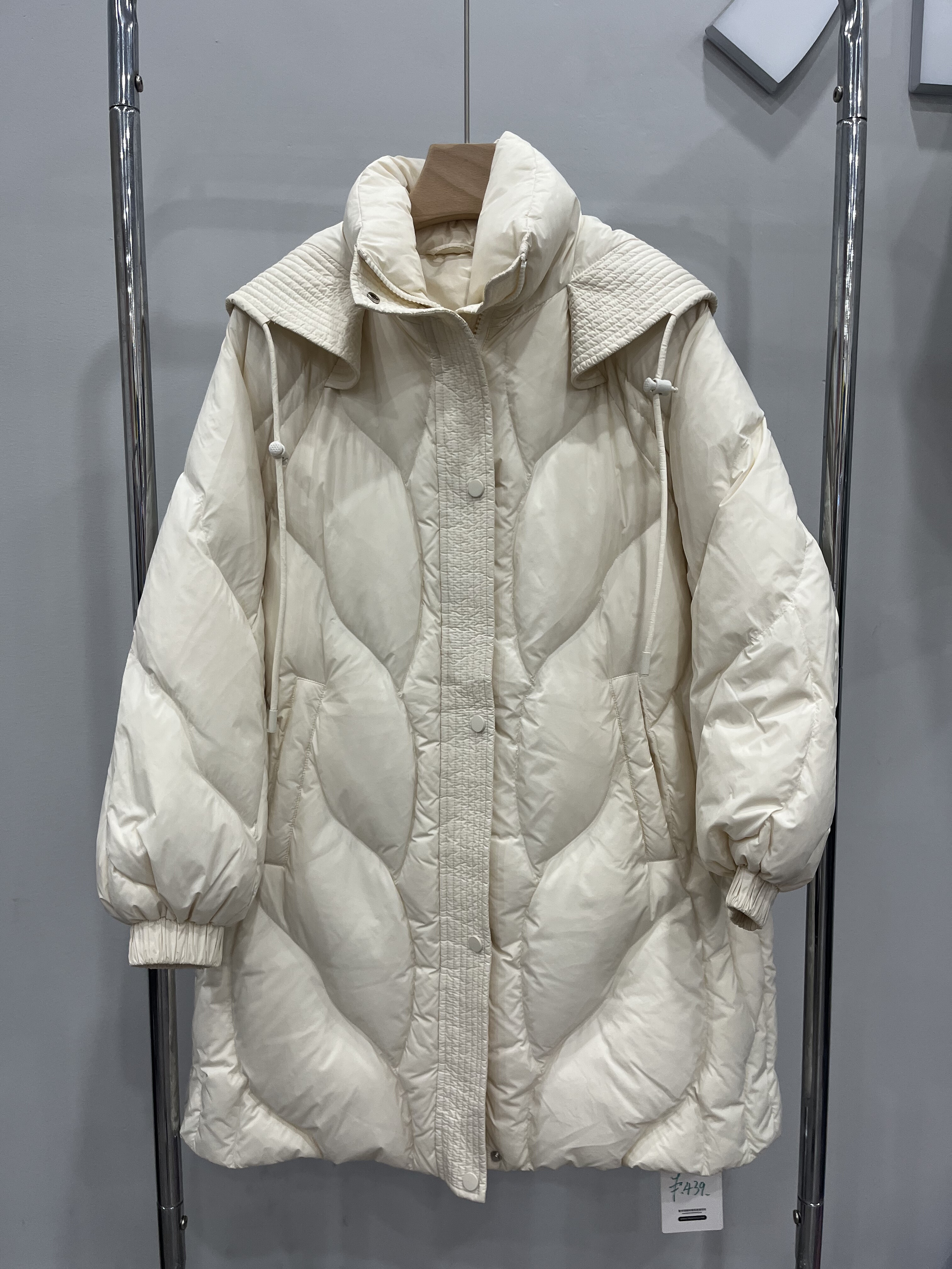 2025年冬季鹅绒羽绒服女中长款加厚保暖