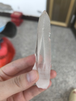 52克巴西横纹利姆利亚水晶原石手术刀状大教堂水晶柱原石