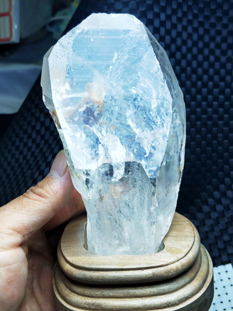 天然白水晶骨干原石喜马拉雅水晶权杖型 晶体通透 超亮皮 送底座
