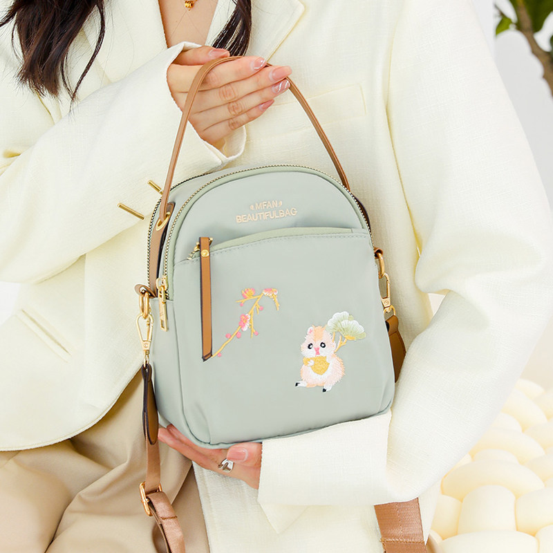 2025新款潮小包包女包牛津布手机包防水妈妈包单肩报斜挎包手提包,箱包皮具/热销女包/男包,通用款女包,淘宝优惠券,粉丝福利购,淘宝优惠卷