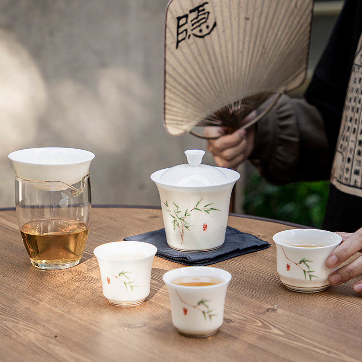 羊脂玉白瓷旅行茶具套装一壶四杯盖碗公道杯功夫茶户外泡茶快客杯