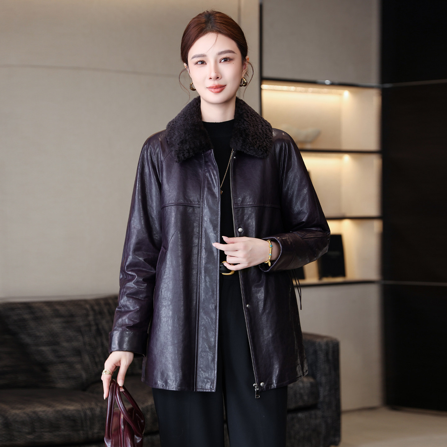 高端真皮羽绒服女2025冬季新款
