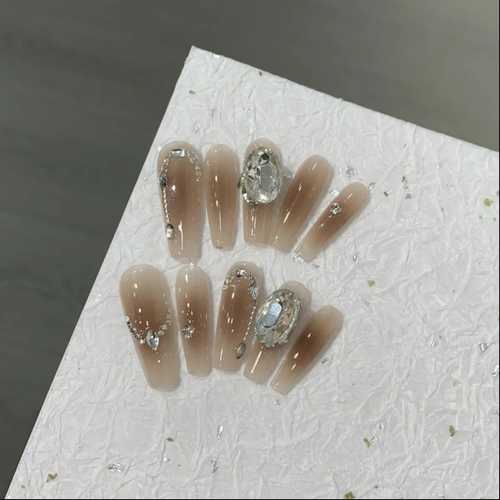 秋冬显白棕色腮红晕染氛围感美拉德指甲穿戴甲