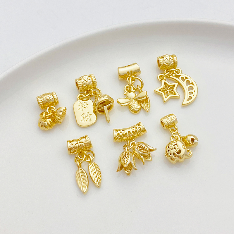 14K包金镂空招财莲蓬吊坠隔珠