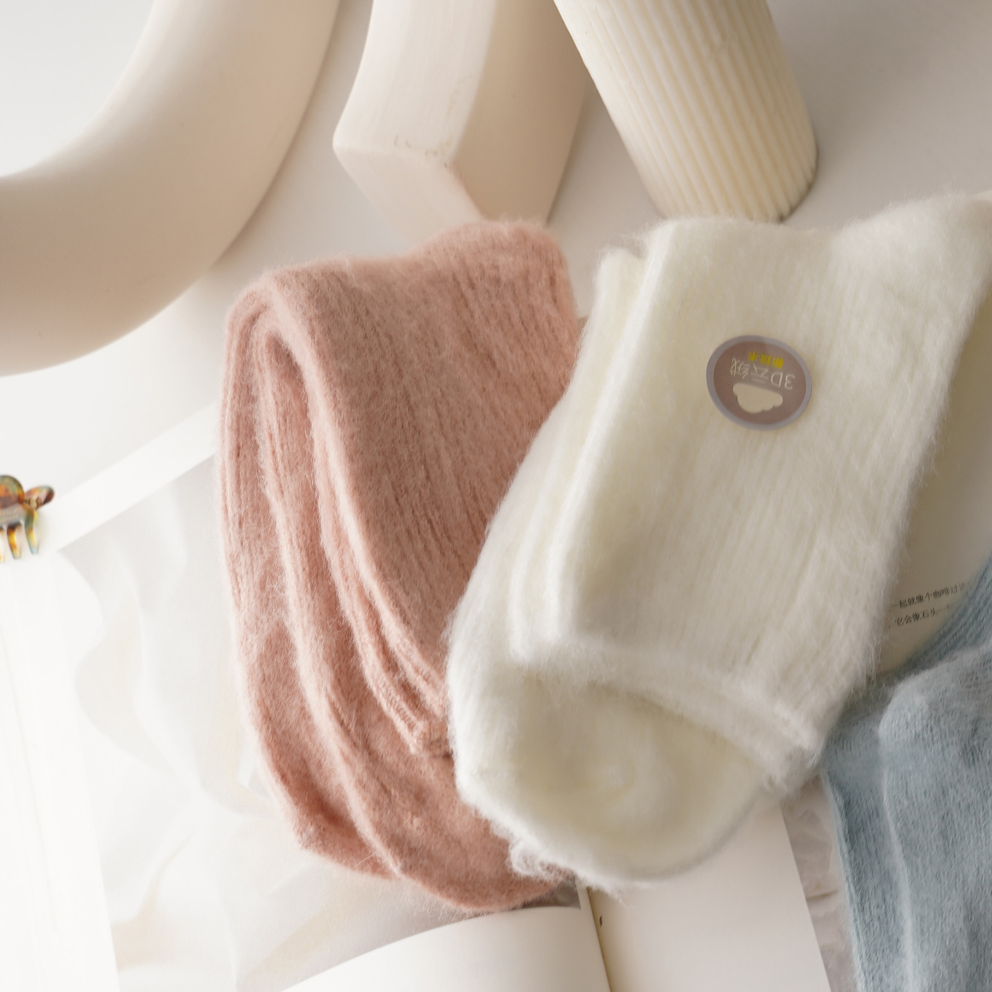 暖云绒秋冬纯色毛绒保暖袜子女