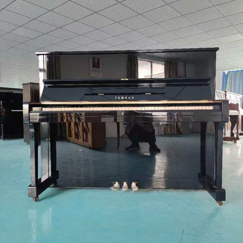 雅马哈U1G雅马哈钢琴 高度:121cm 黑色亮光 音色通透颗粒感很足