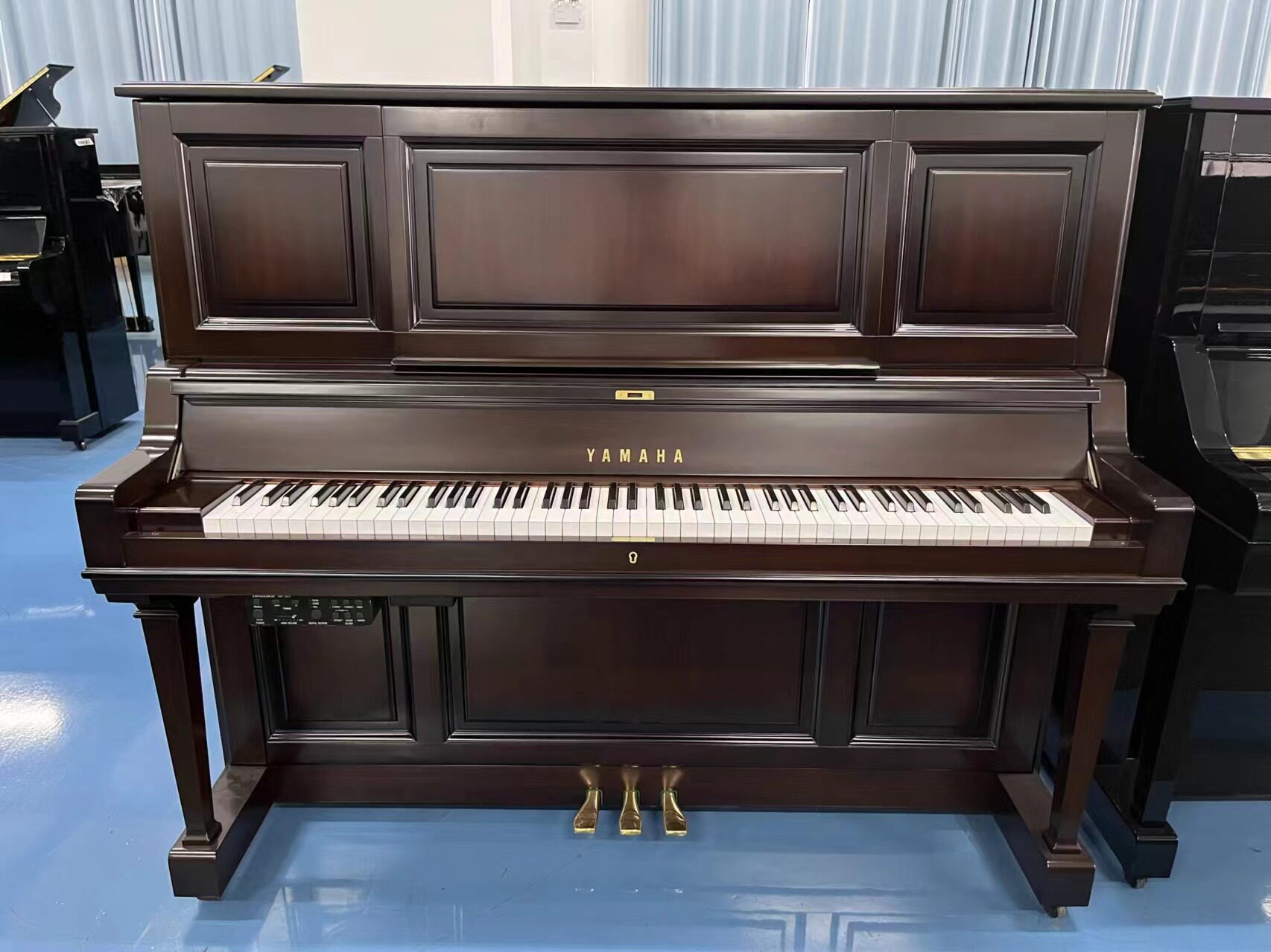 雅马哈W201钢琴 1983年131cm高日本原装进口寿命100年 带静音系统