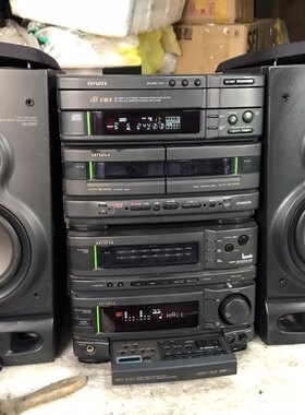 日本原装二手爱华NSX-D909组合音响，功能全好的，带遥控，较新。